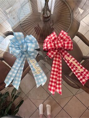 Gingham Ribbon Bow Set - Blue & Red Plaid BABY Q CHAIR SIGNS